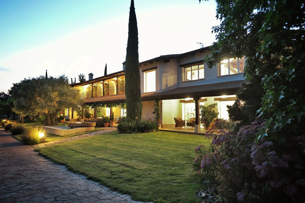 Finca para retiros de yoga en España